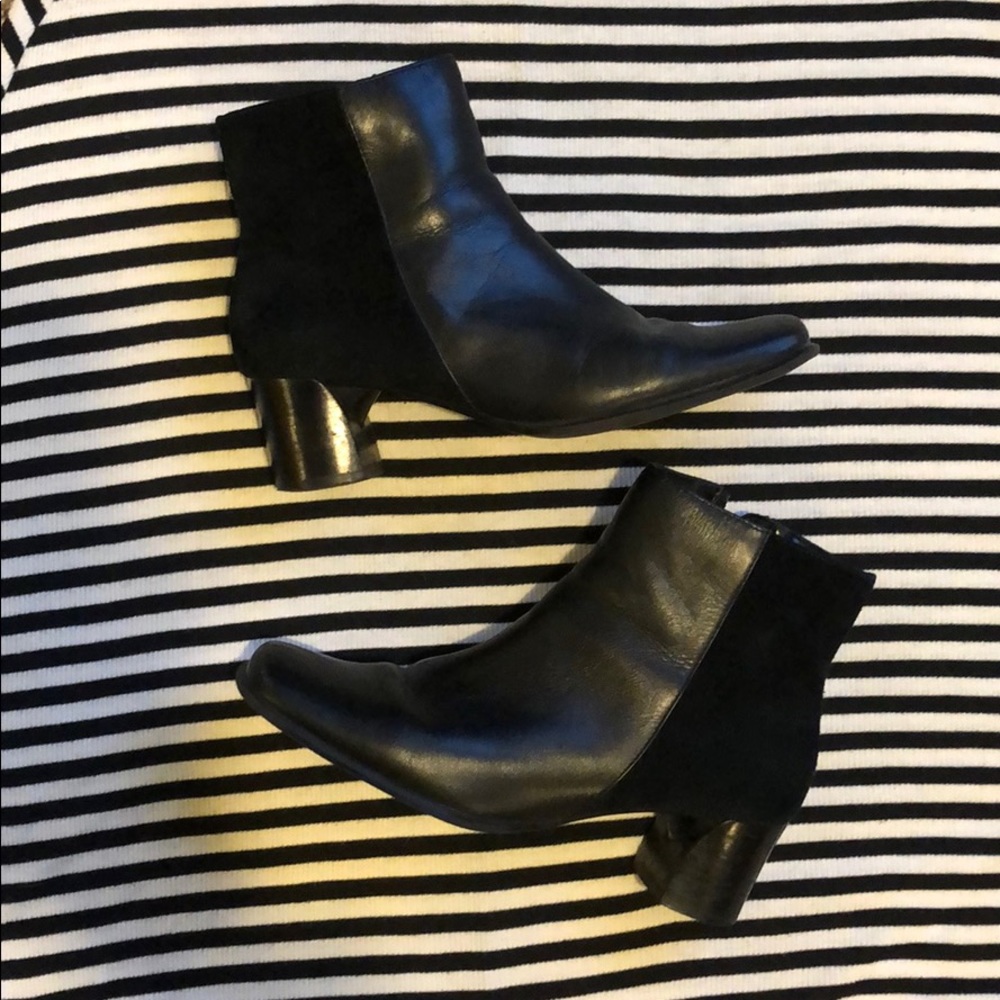 MGD black leather and corduroy ankle books